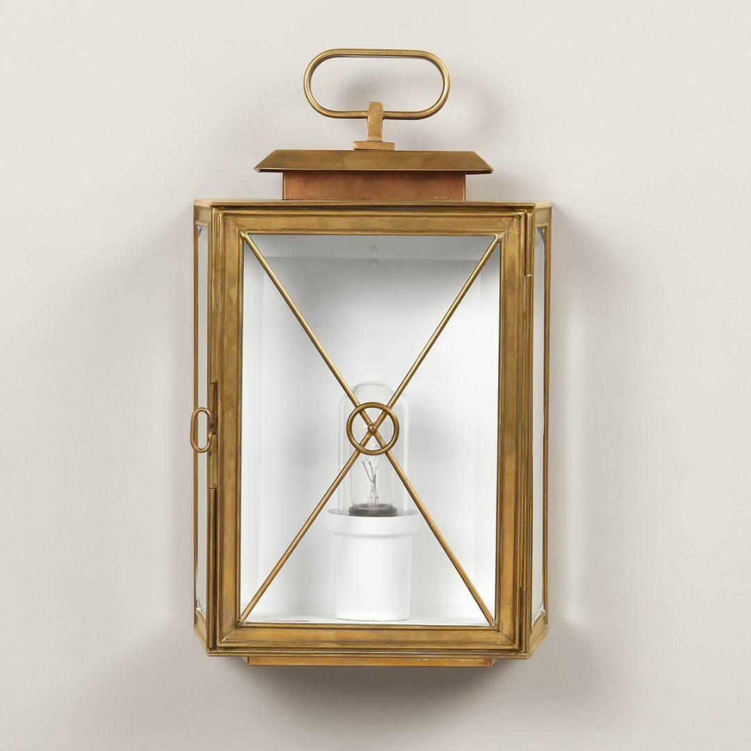 Richmond Wall Lantern